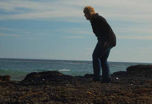 Judi looking for starfish